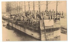 FR02 AISNE Canal peniche