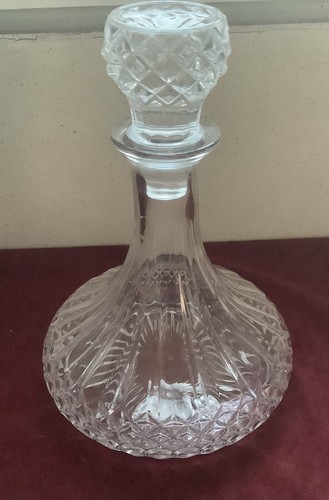Belle carafe alcool - carafe, à