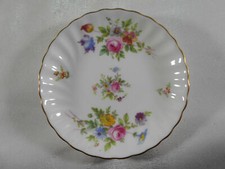 SOUS TASSE / COUPELLE