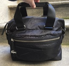 DESTOCKAGE NEUF DE STOCK @ SAC LACOSTE MODELE BOSTON PETIT MODELE NOIR @ NEUF !!
