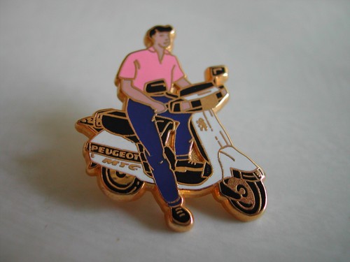 Pin moto scooter - pin's,