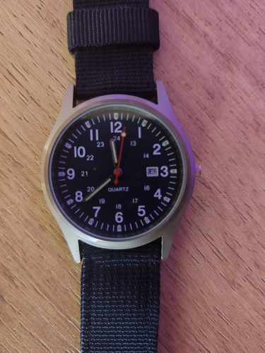 Montre unisexe quartz - , cadran