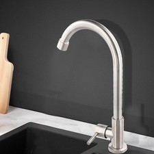 Robinet de cuisine en acier