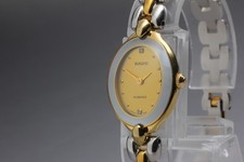 [Presque comme neuve] Montre pour femme RADO Florence 153.3650.2 à quartz...