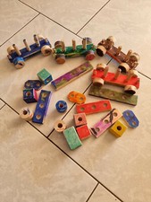 Pièces en bois pour créer 4