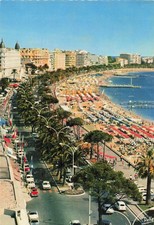 6 CANNES LA CROISETTE ET LES PLAGES VIEWS DU MAJESTIC
