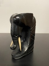 SERRE LIVRE en forme d'éléphant 