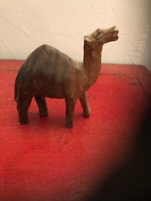 Ancien chameaux sculté bois
