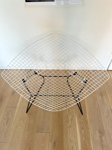 Bertoia large diamond knoll - diamond,