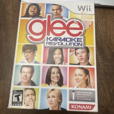 Glee - Karaoke Revolution -with Micro  / - Wii ( Wii ) Complete ! Jeux Video