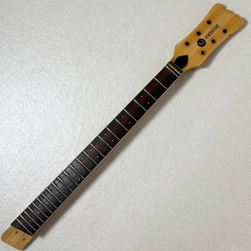 Manche guitare électrique - de,