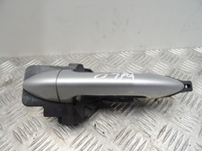 Poignee porte arriere gauche