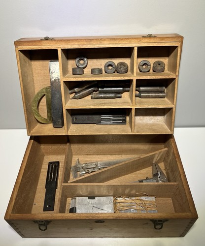 Ancienne boîte bois - en,