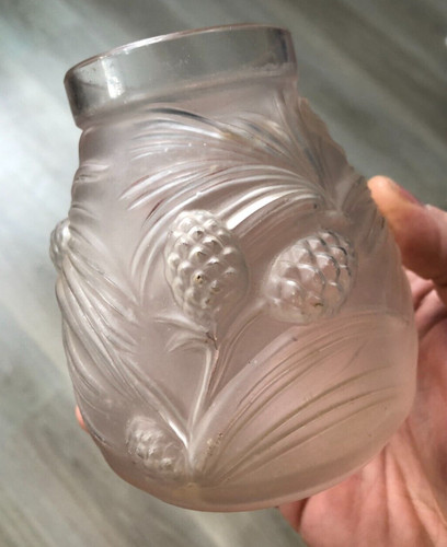 Petit vase signé - petit,