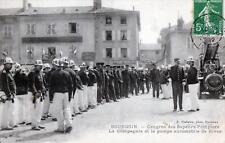 CPA 38 BOURGOIN CONGRES DES SAPEURS POMPIERS LA COMPAGNIE ET LA POMPE AUTOMOBILE