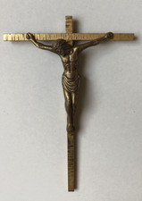 Petit crucifix mural en bronze