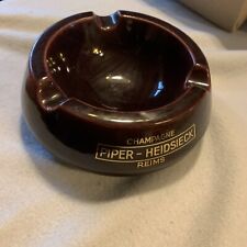 CHAMPAGNE ASHTRAY PIPER DIAMETER 20CM C