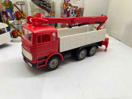 Old norev plastic truck crane - old,