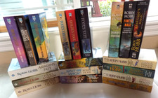 Robin Hobb Library-Realms of the Elderlings +Soldier son 19 Bks READ DESCRIPTION