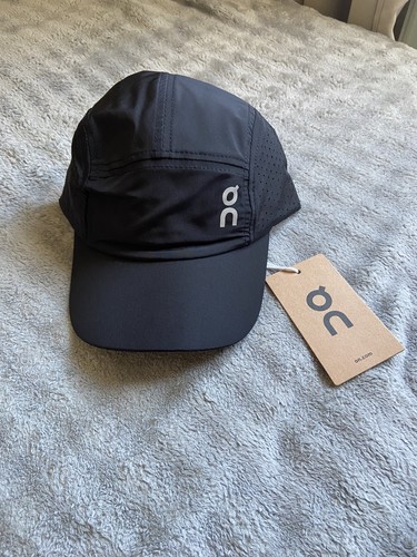 Casquette - casquette, on