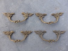 4 très petites poignées