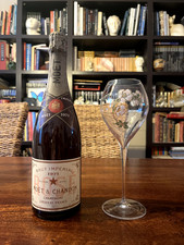 Champagne ancien Moet et