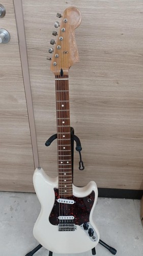 Guitare électrique fender - guitare,
