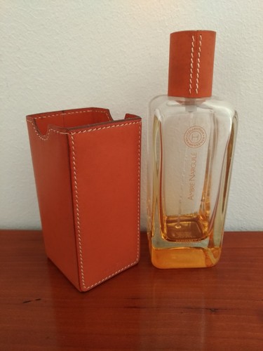 Fourreau cuir pour flacon