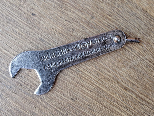 Outil ancien clé plate - outil,