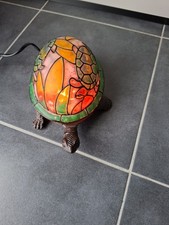 SUPERBE LAMPE D’AMBIANCE TORTUE FLEURS STYLE TIFFANY VITRAUX PÂTE DE VERRE
