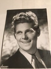 YVES FURET HARCOURT  PHOTO