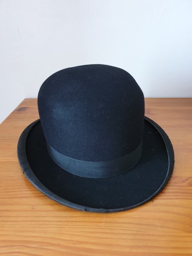 Chapeau melon ancien - , l.