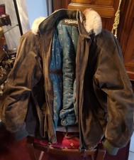 Blouson( unisexe) en cuir kaki