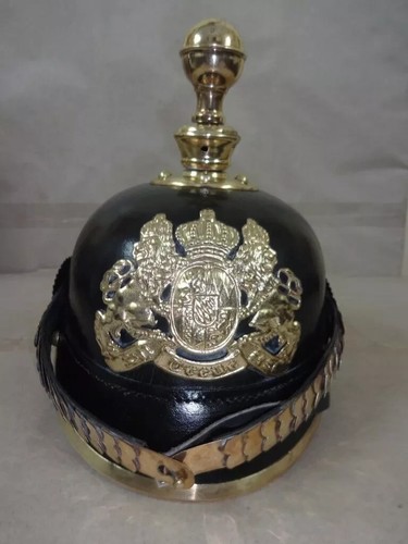 Casque allemand cuir - casque, en