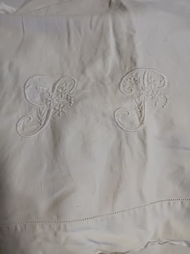 Drap ancien metis monogrammes - drap,