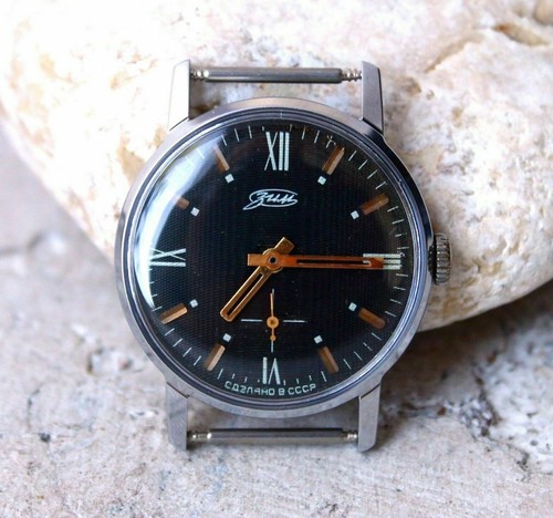 Pobeda zim montre - montre, poignet