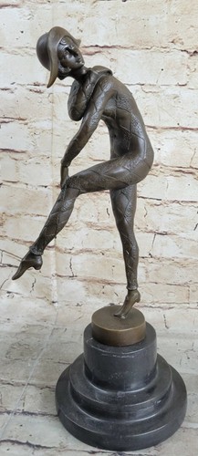 Art deco chiparus illusion - art, deco,