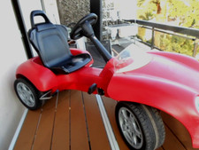 Voiture à pédales Marque