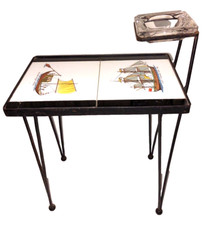 Table basse ou bout de canapé en fer forgé noir des années 50/60