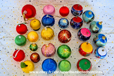 Lot de 28  décorations boules