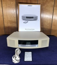 Bose Wave Music System/REFURBISHED/AM FM CD PLAYER/NEAR MINT COND/REMOTE/MANUAL