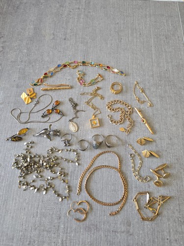 Lot bijoux anciens vintages - bijoux,