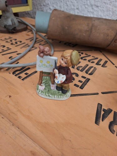 Figurine décorative enfant
