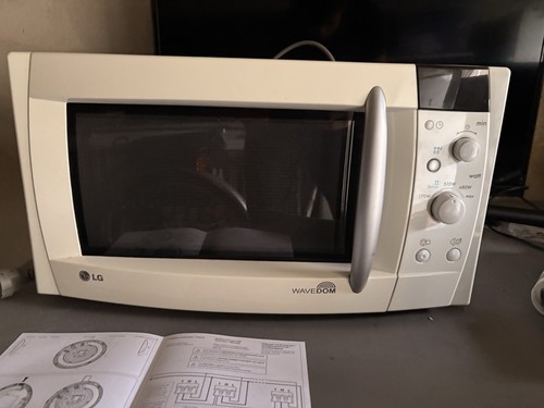 Wavedom 233w micro ondes - wavedom, micro-ondes