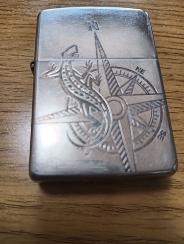 Briquet huile zippo - huile,