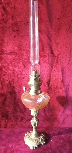 Ancienne lampe petrole de - a,