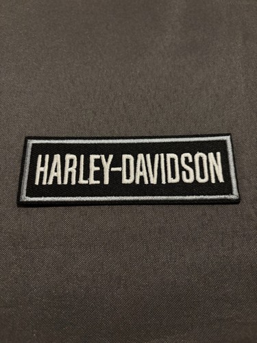 Patch écusson brodé