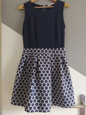 Robe Bleue Marine Et Blanche