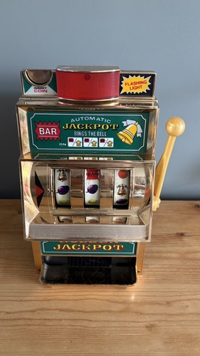 Slot machine vintage golden - vintage, "golden