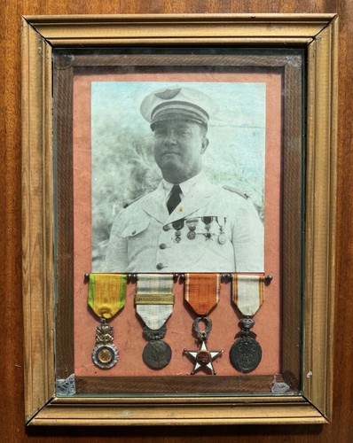 Ancien cadre militaire france - ancien,
